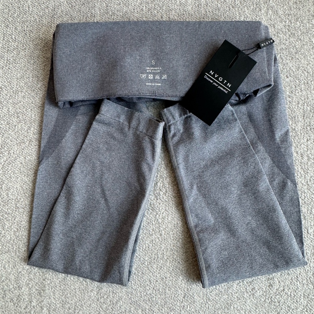 NVGTN Grey Curve Seamless Leggings